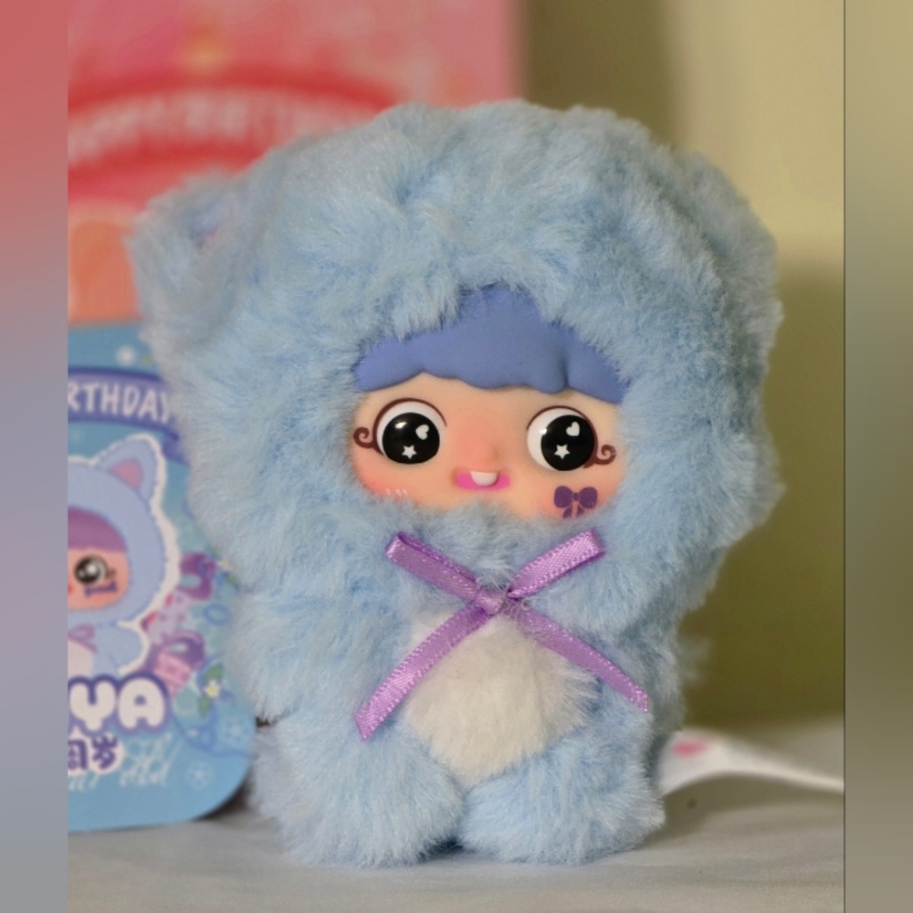 NWT YaYa One Year Old - Blue Cat - Special Boba Eyes and Teeth